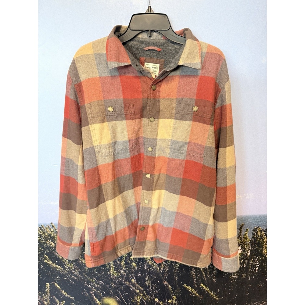 LL Bean Shirt Mens M - Reg Sherpa Lined Plaid Slightly Fitted Shacket Workwear